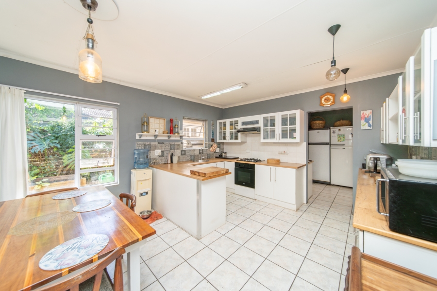 4 Bedroom Property for Sale in Beacon Bay Eastern Cape